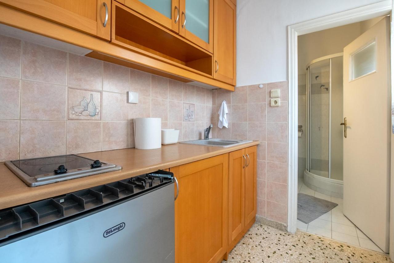 Apartament Penthouse Under Acropolis Hill Ateny Zewnętrze zdjęcie