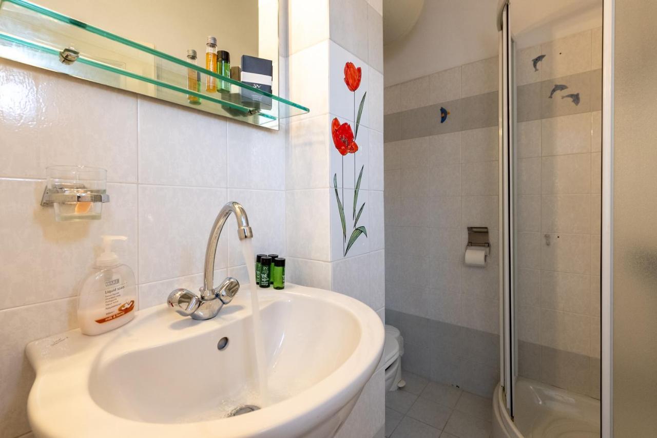 Apartament Penthouse Under Acropolis Hill Ateny Zewnętrze zdjęcie